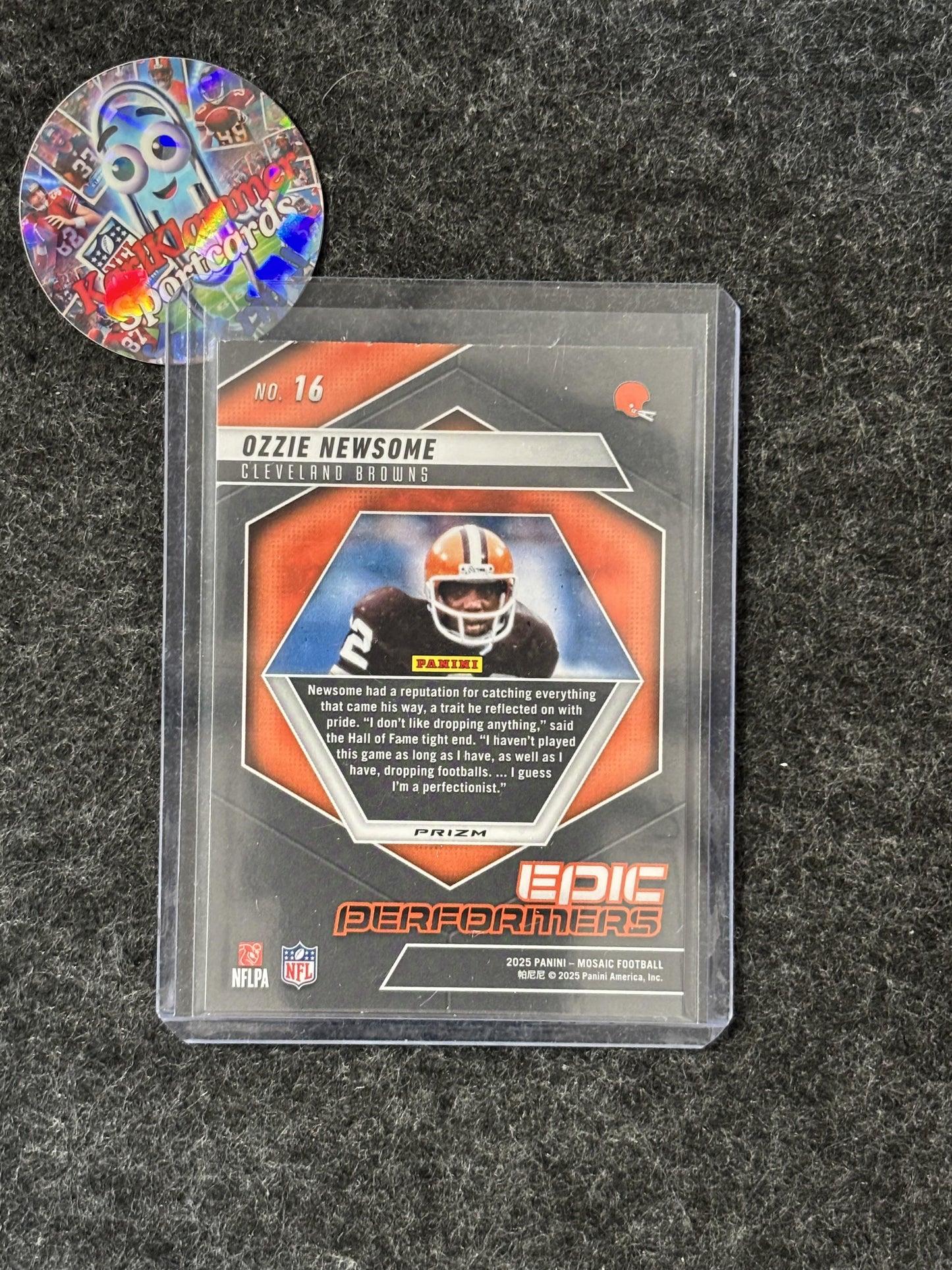 2025 Panini Mosaic #16 Ozzie Newsome Epic Performers Mosaic Green Cleveland Browns
