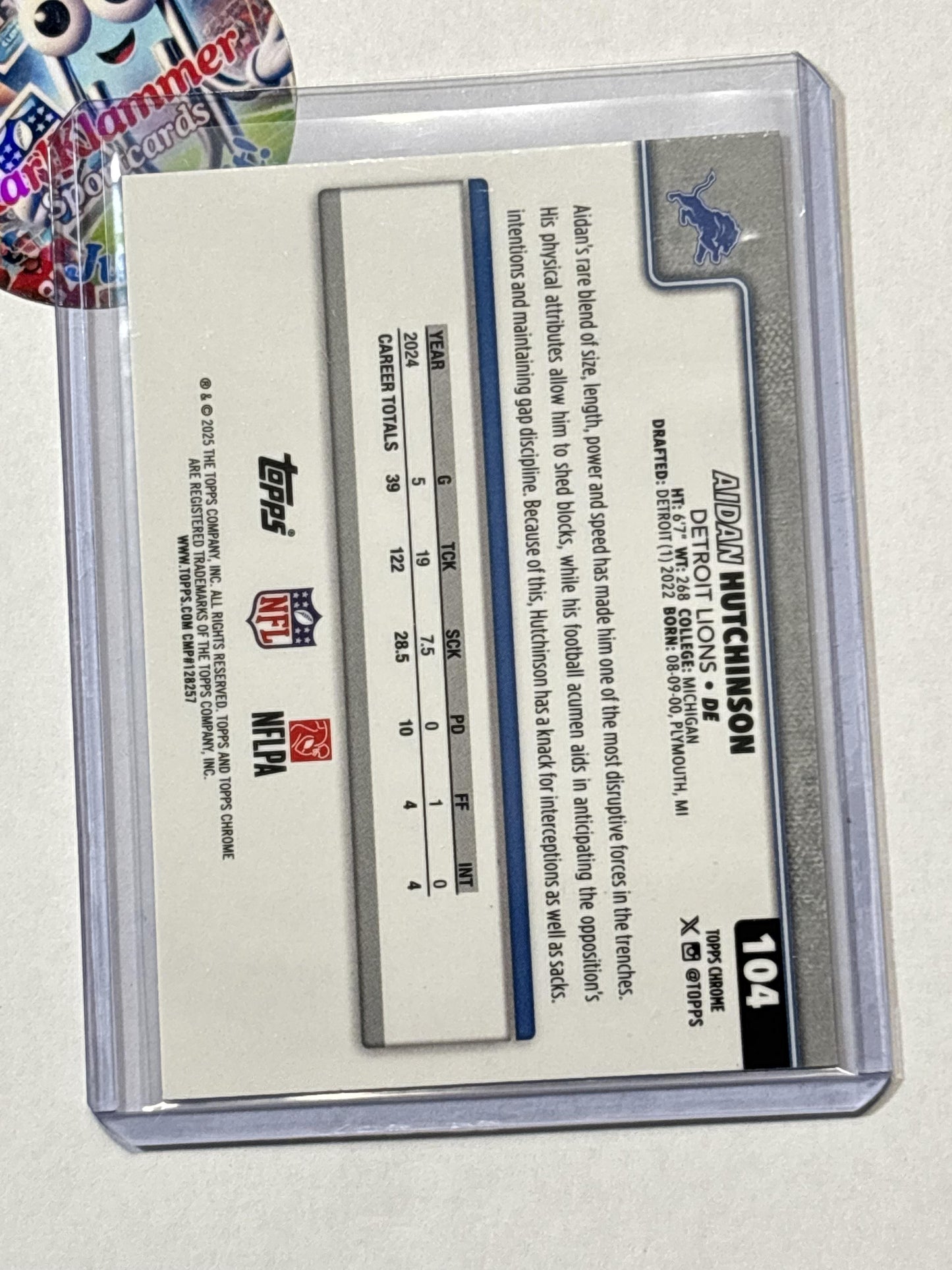 2025 Topps Chrome #104 Aidan Hutchinson Hot Pink X-Fractor Detroit Lions
