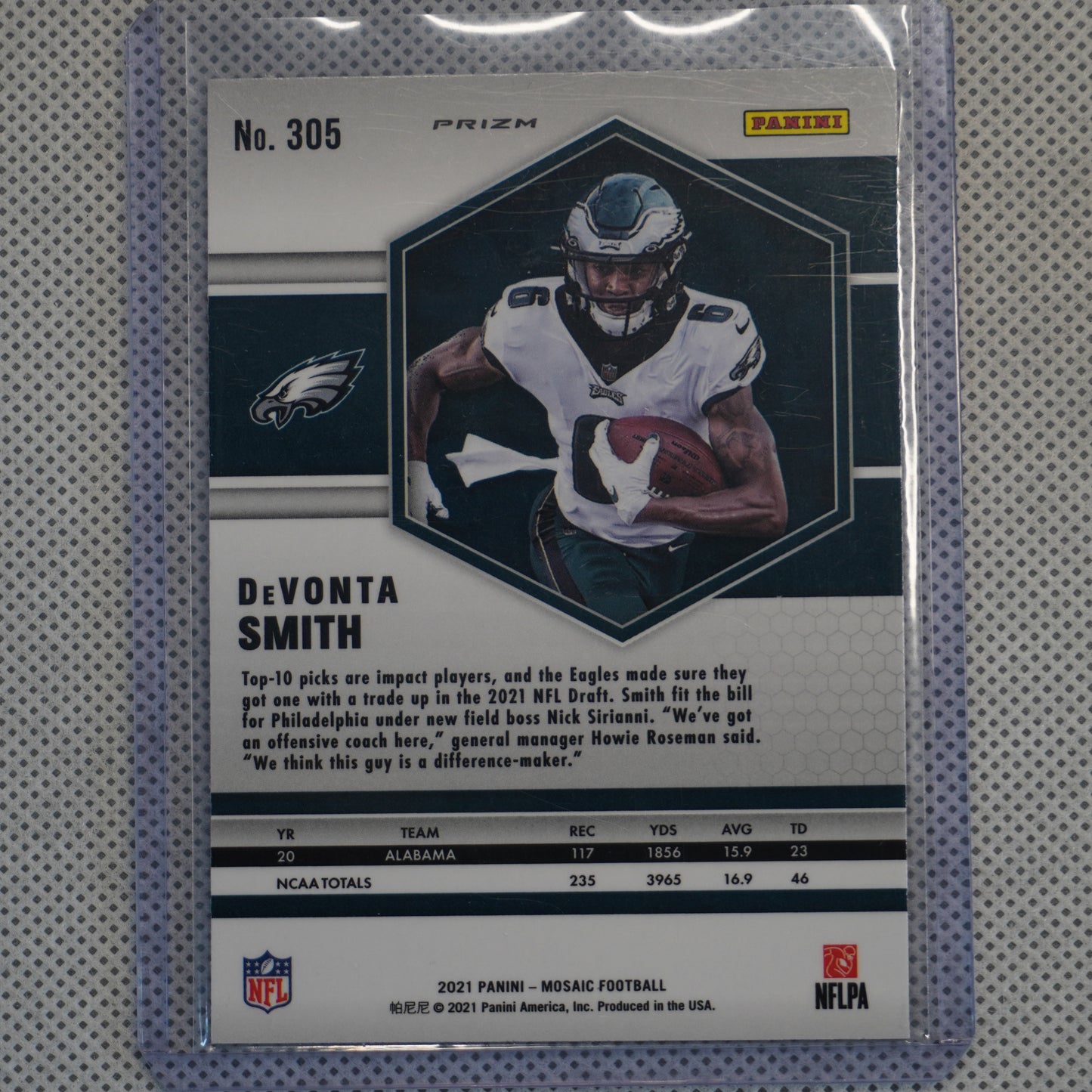 2021 Panini Mosaic #305 DeVonta Smith Prizm Camo Pink Philadelphia Eagles RC