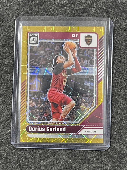 2024-25 Donruss Optic #42 Darius Garland Gold Velocity #/10 Cavaliers SN