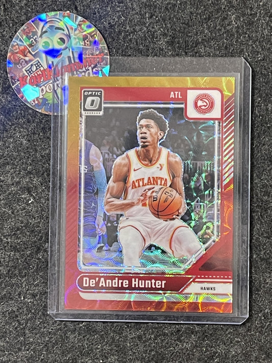 2024-25 Donruss Optic #50 De'Andre Hunter Red and Gold International #/99 Atlanta Hawks SN