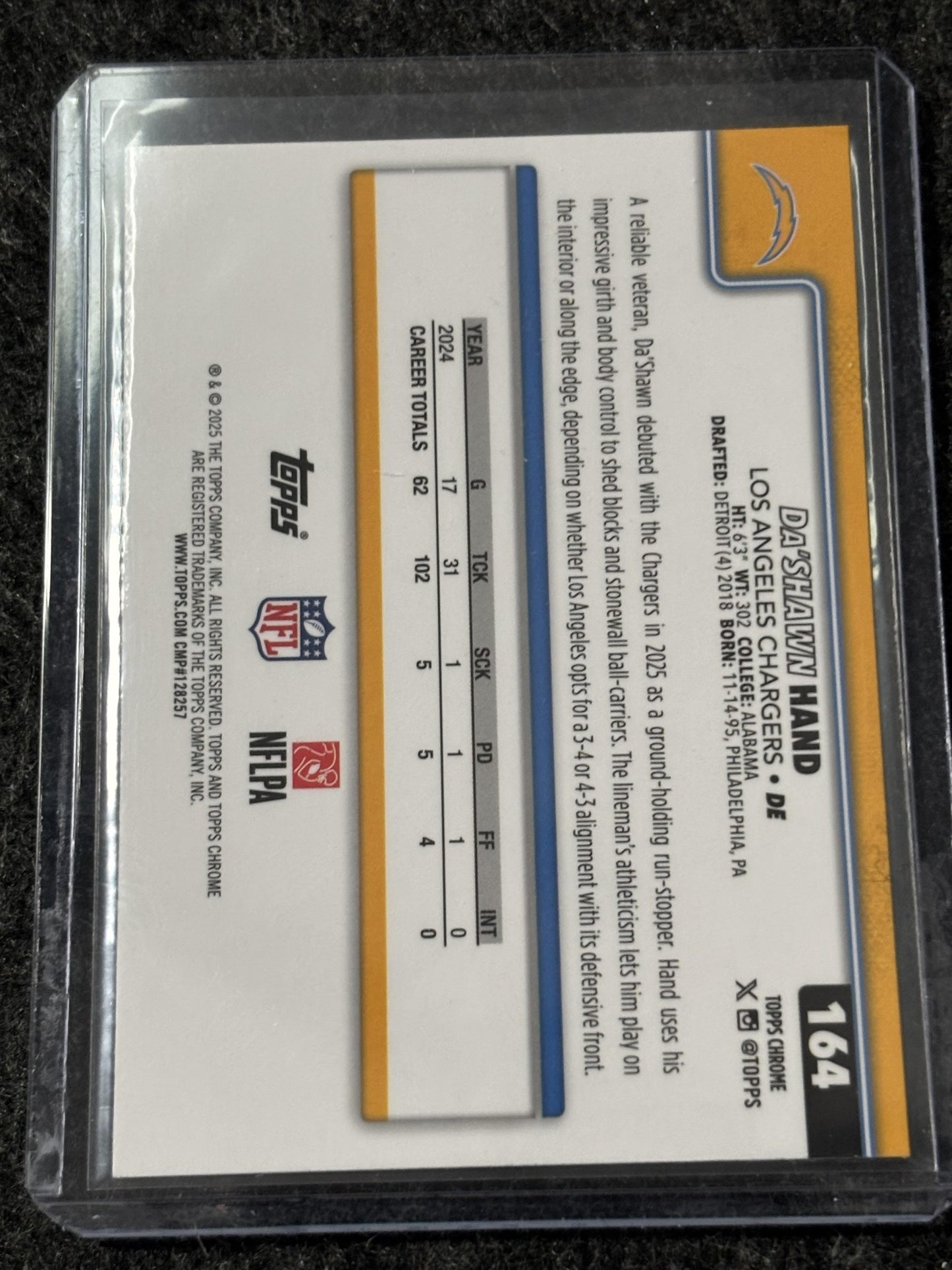 2025 Topps Chrome Football #164 Da'Shawn Hand RayWave Refractor Los Angeles Chargers