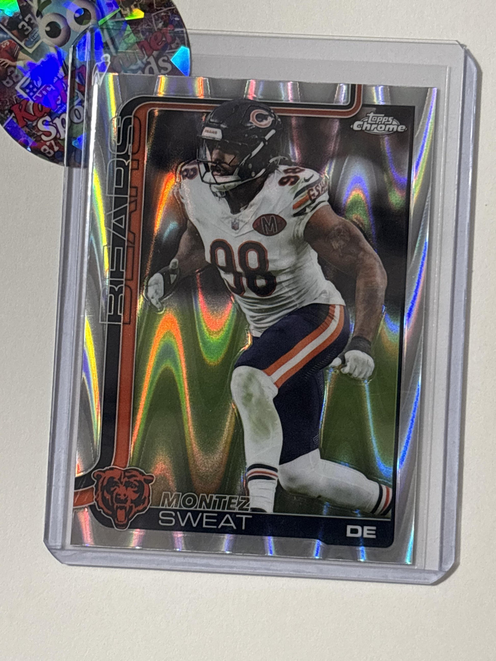 2025 Topps Chrome #56 Montez Sweat Ray Wave Refractor Chicago Bears