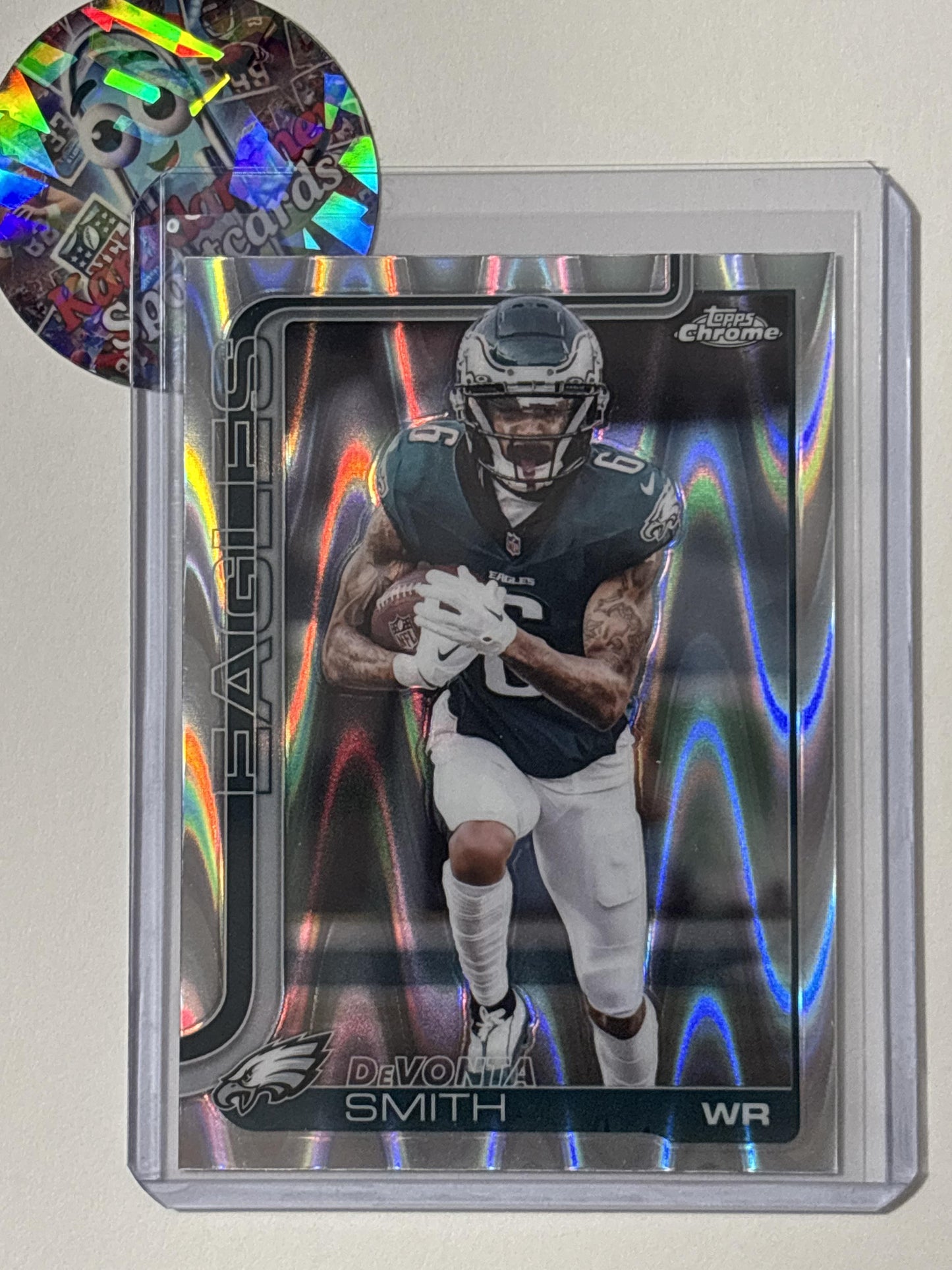 2025 Topps Chrome #244 DeVonta Smith Ray Wave Refractor Philadelphia Eagles