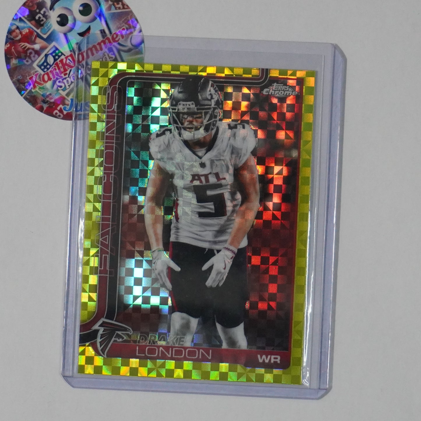 2025 Topps Chrome #12 Drake London Lime Green X-Fractor Atlanta Falcons