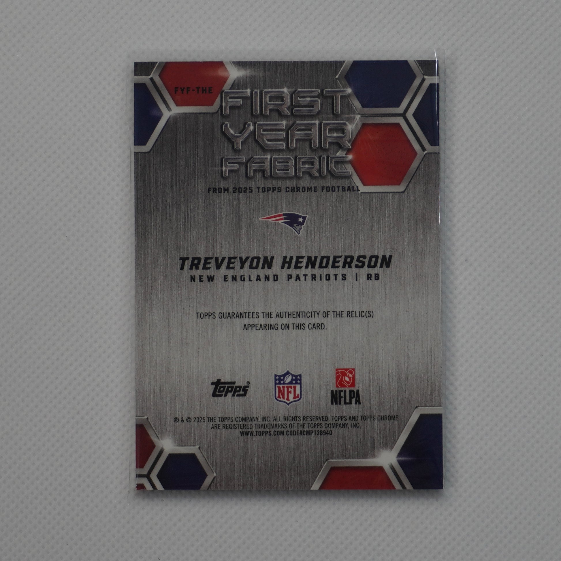 2025 Topps Chrome #FYF-THE TreVeyon Henderson First Year Fabric Patriots