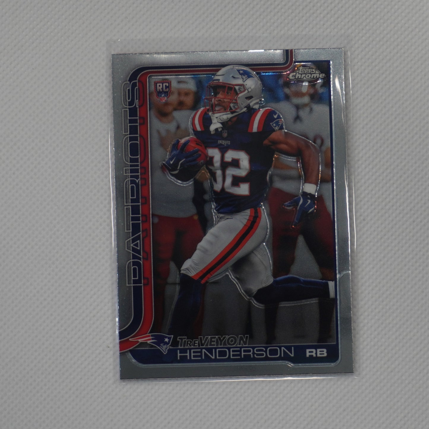 2025 Topps Chrome #328 TreVeyon Henderson New England Patriots RC