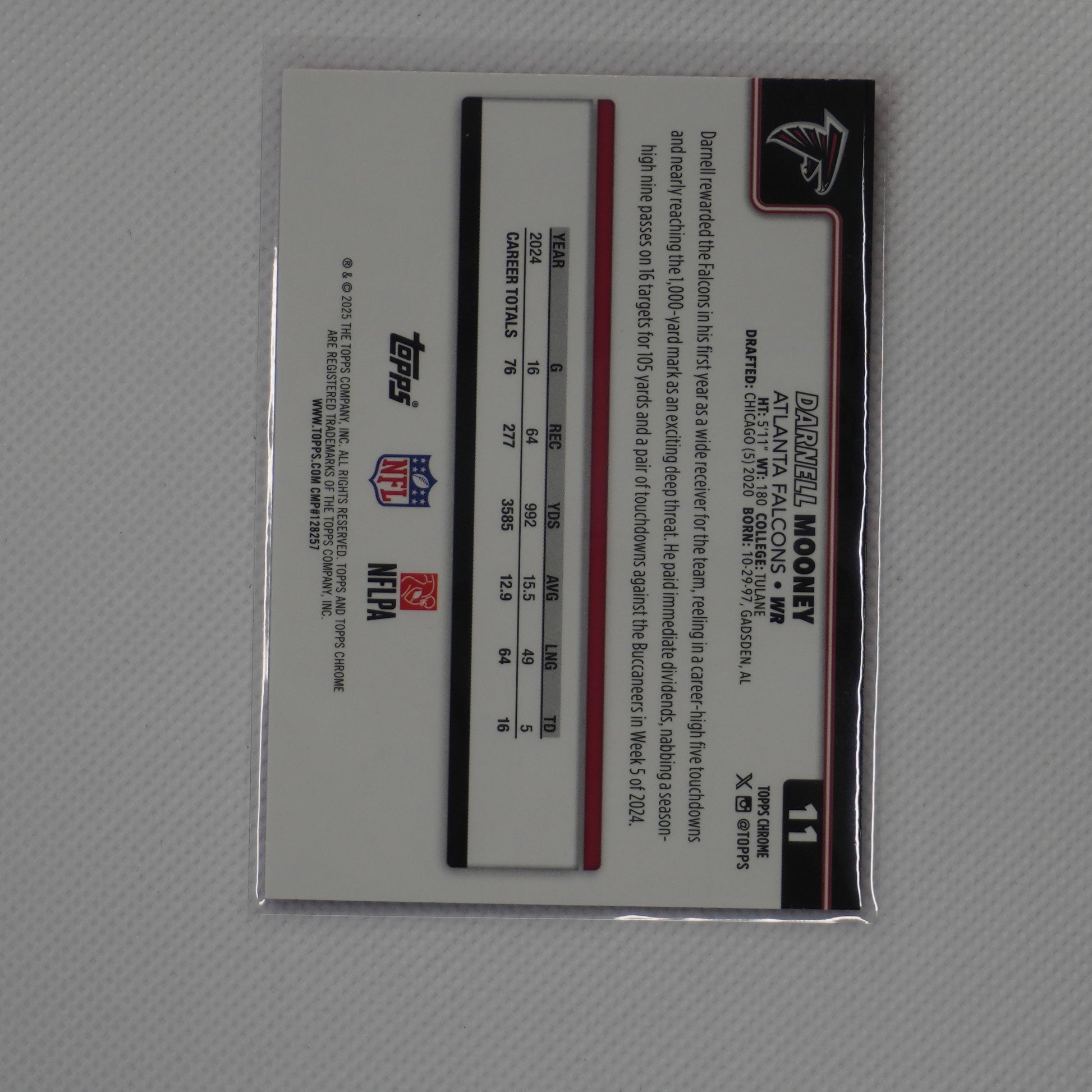 2025 Topps Chrome #11 Darnell Mooney Hot Pink X-Fractor Atlanta Falcons