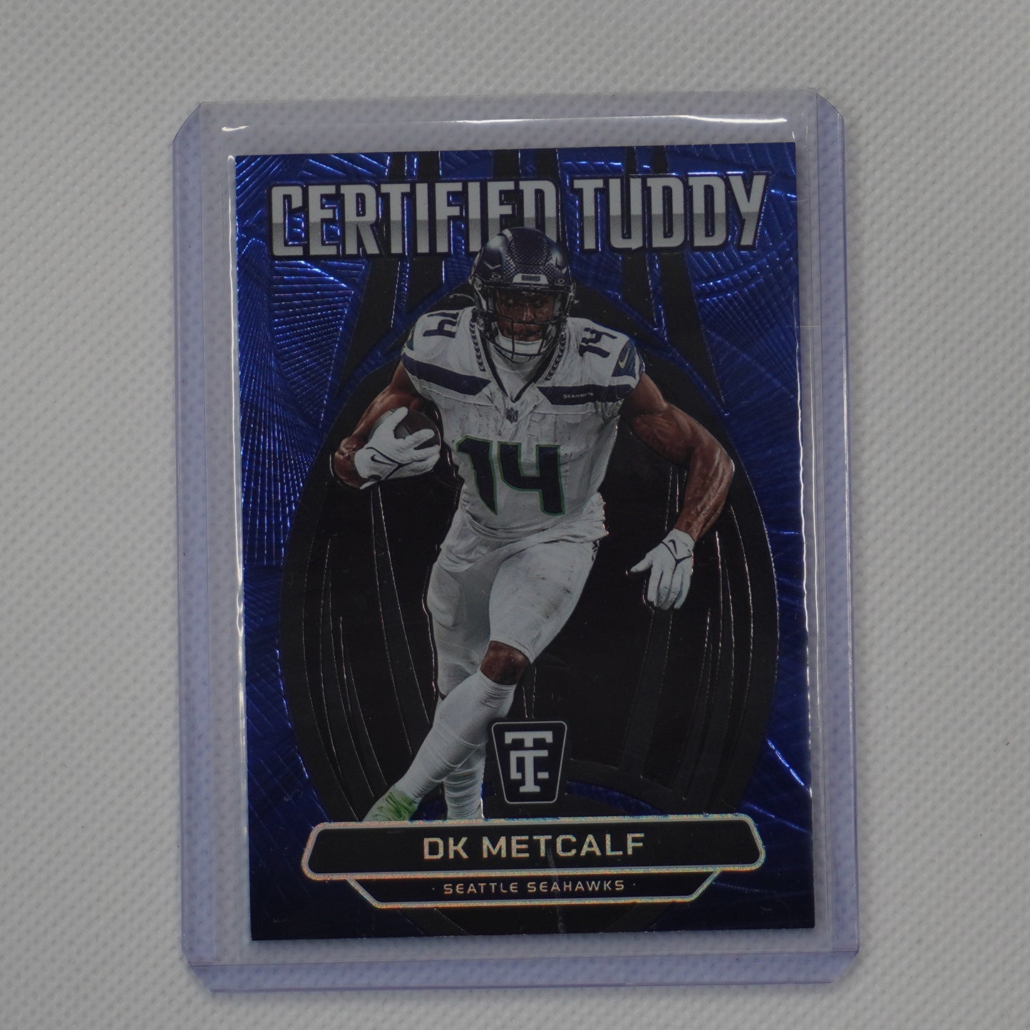 2024 Panini Totally Certified #21 DK Metcalf Certified Tuddy Mirror Blue #/199