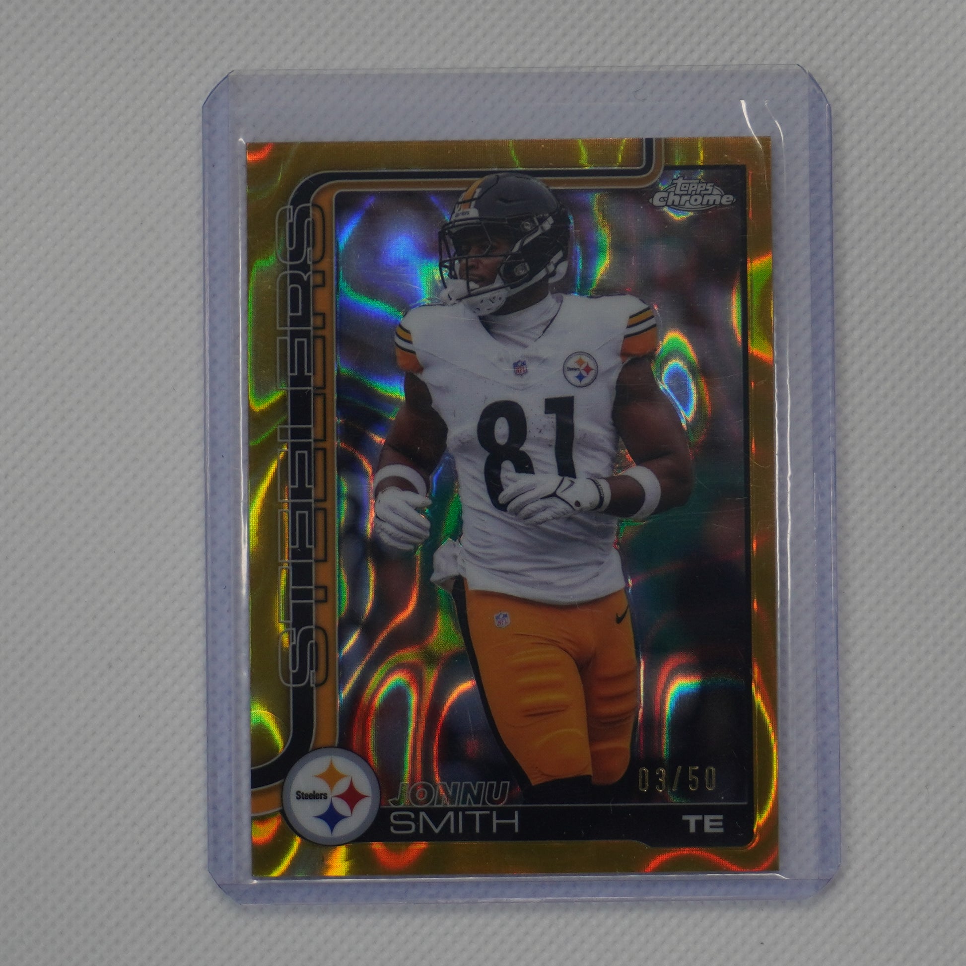 2025 Topps Chrome #257 Jonnu Smith Gold Wave Refractor #/50 Pittsburgh Steelers