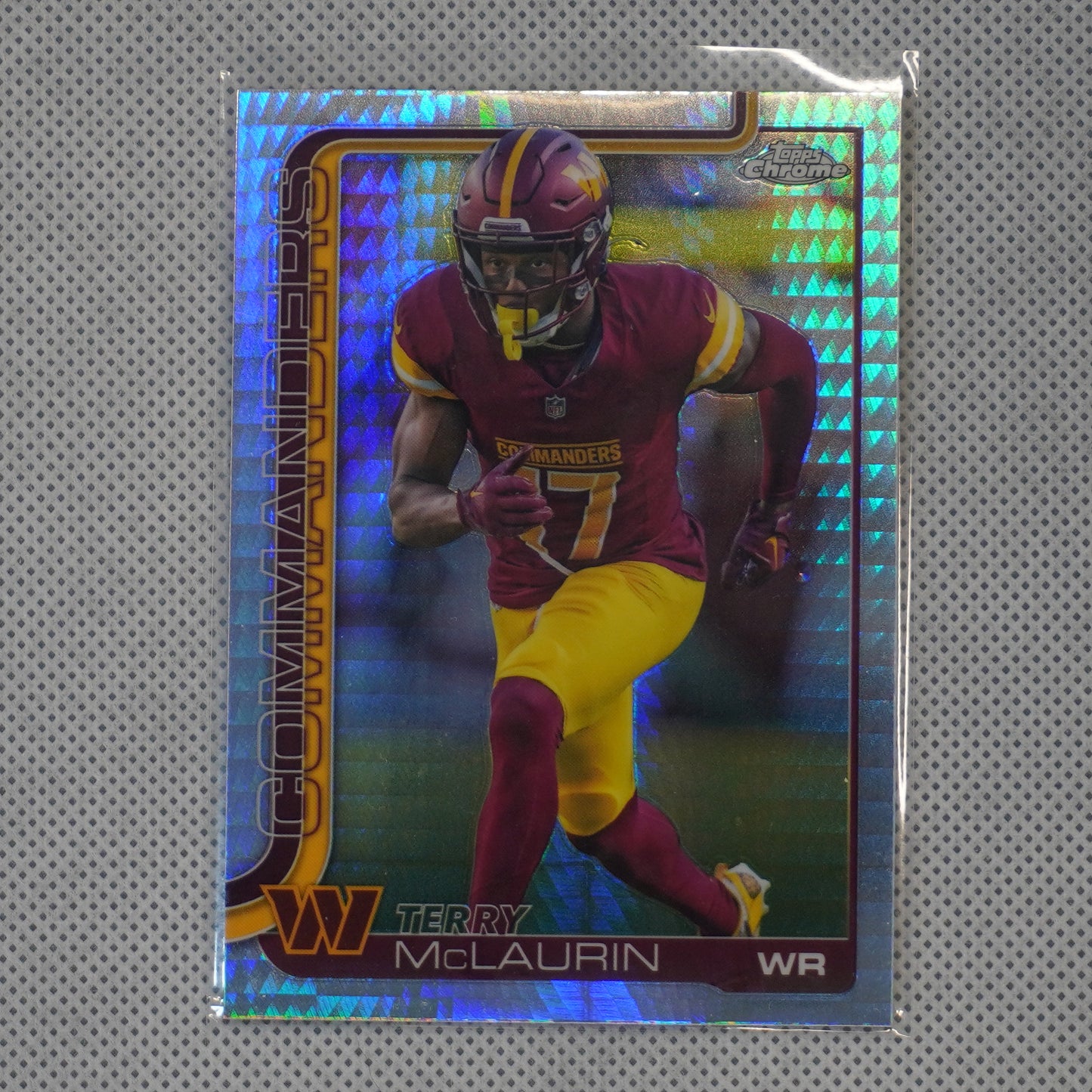 2025 Topps Chrome #208 Terry McLaurin Prism Refractor Washington Commanders