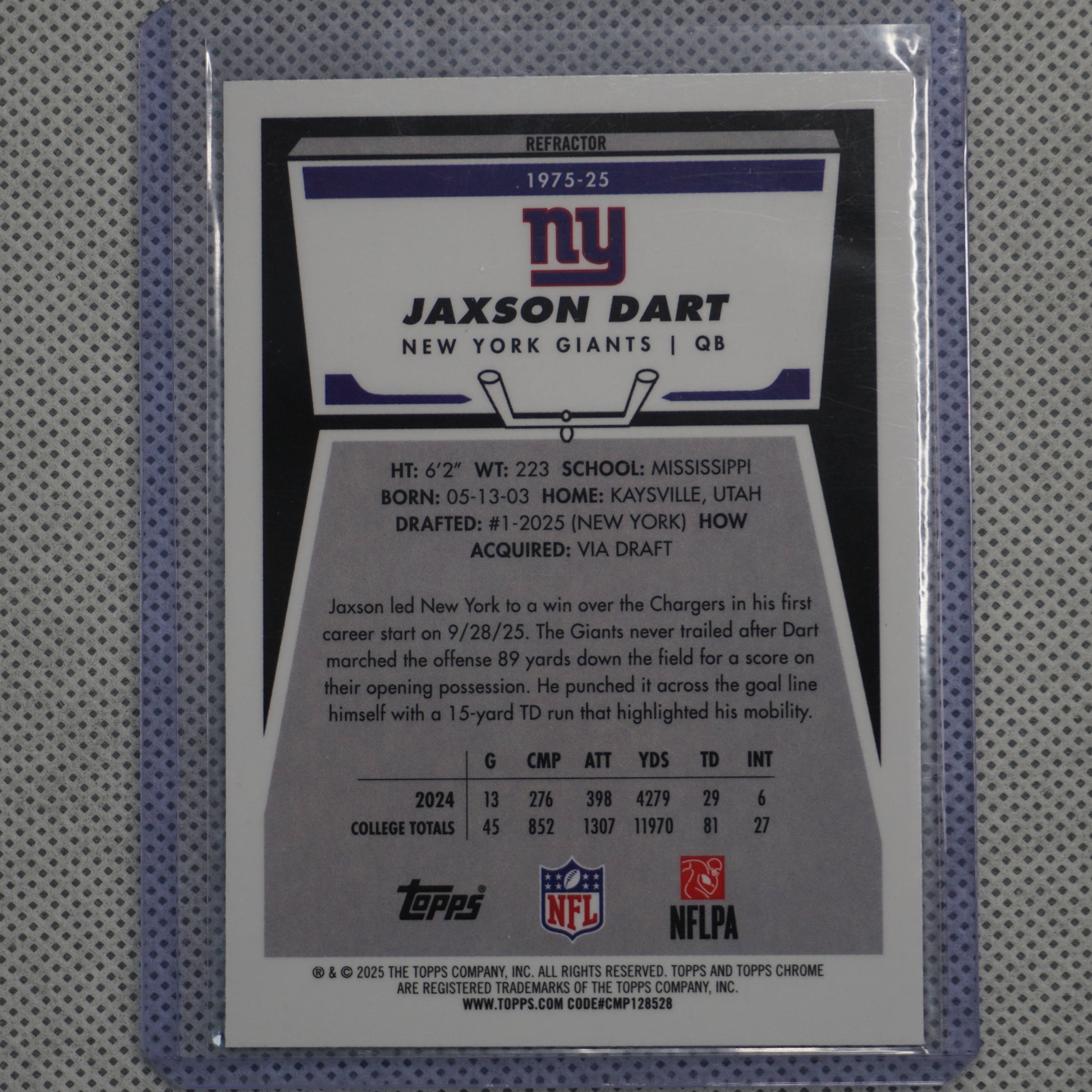 2025 Topps Chrome #1975-25 Jaxson Dart 1975 Topps Refractor New York Giants