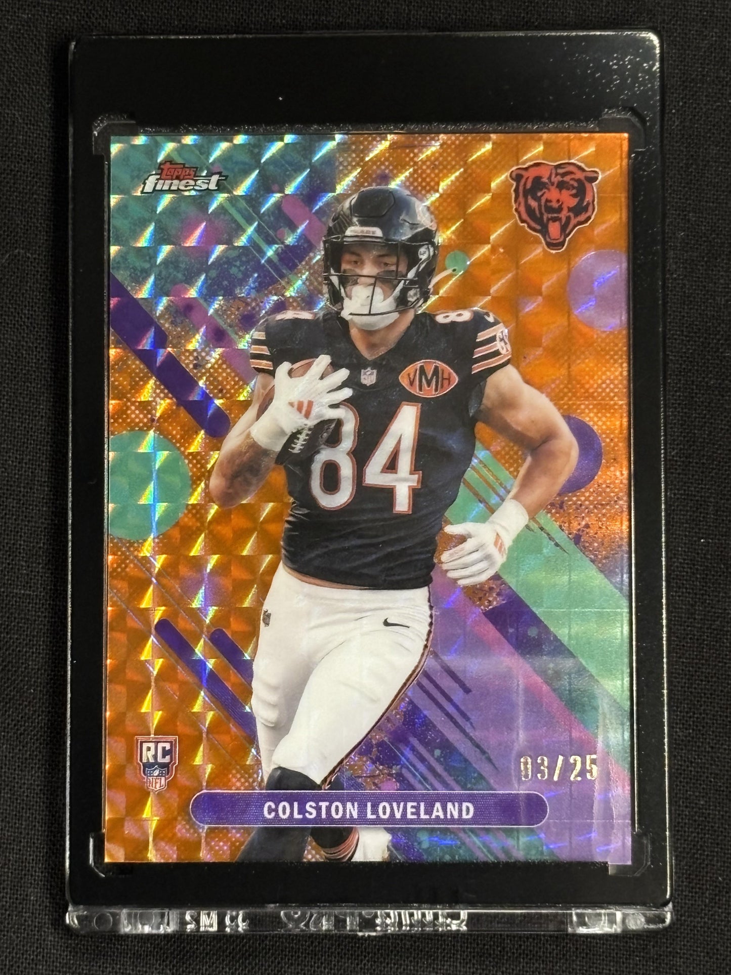 2025 Finest #32 Colston Loveland Orange Geometric Refractor #/25 Chicago Bears SN,RC