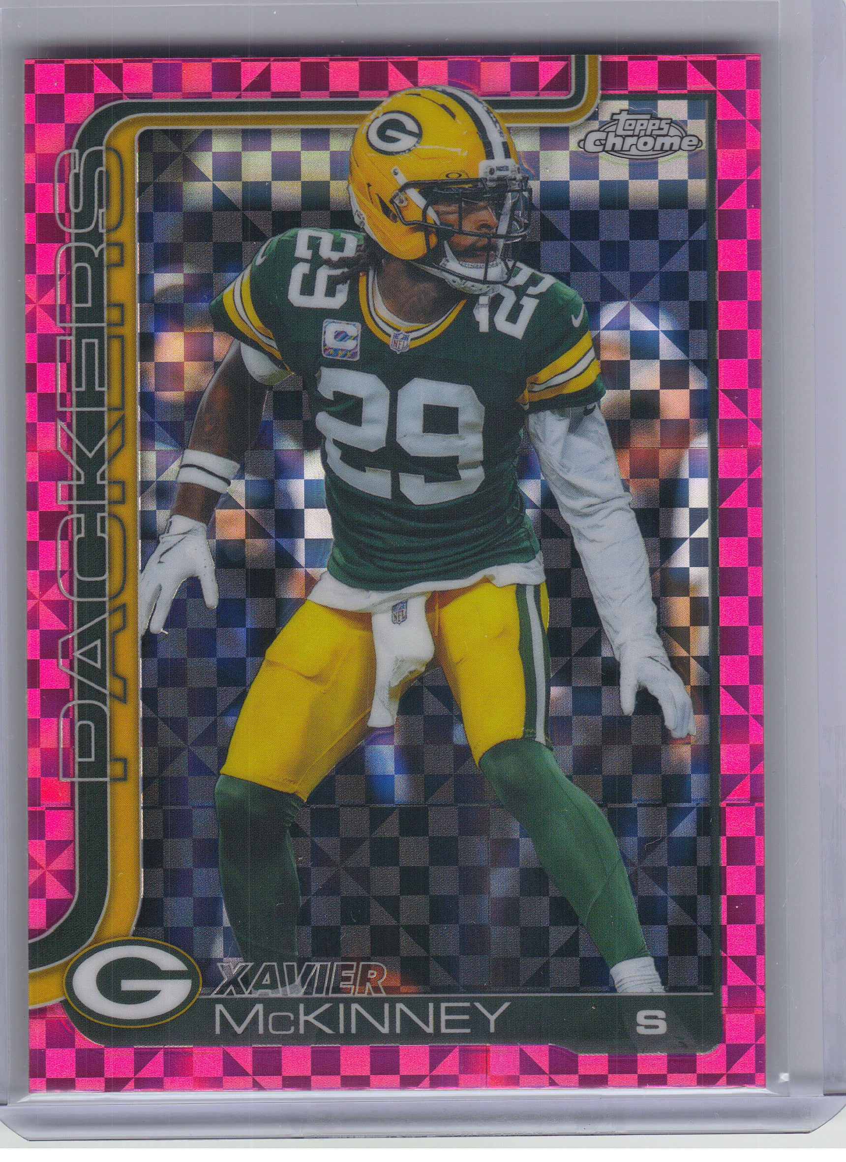 2025 Topps Chrome #113 Xavier McKinney Hot Pink X-Fractor Green Bay Packers