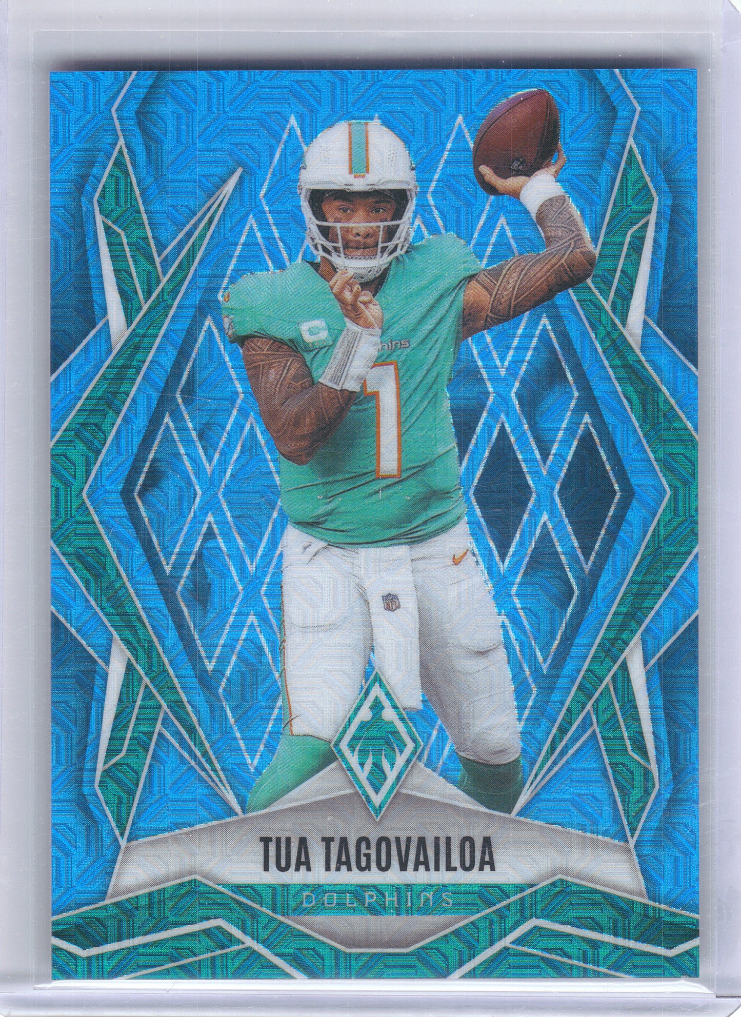 2025 Panini Phoenix #102 Tua Tagovailoa Miami Dolphins