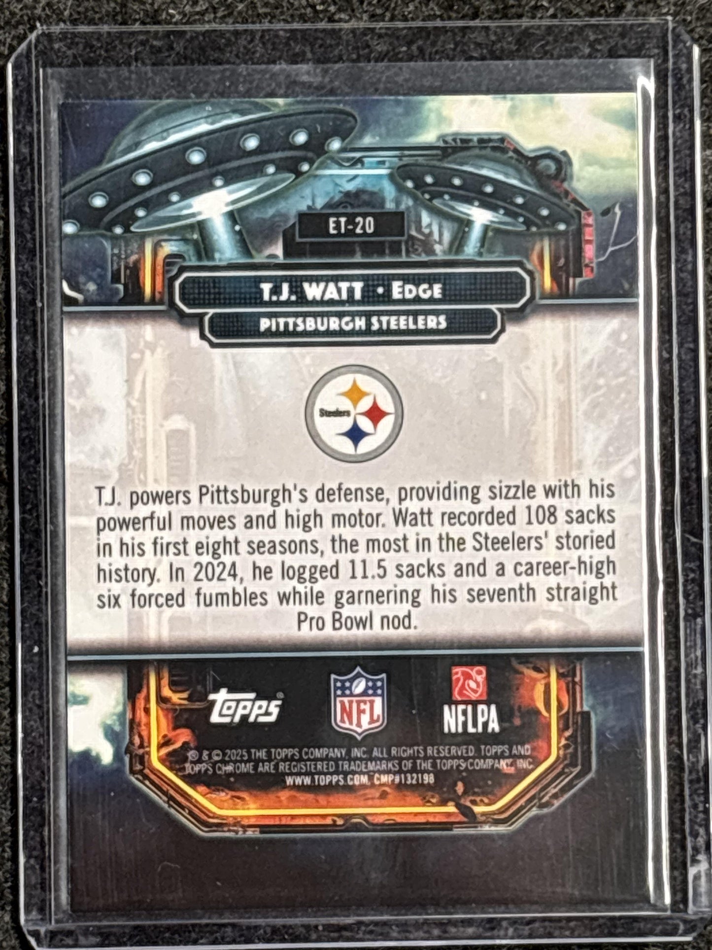 2025 Topps Chrome Cosmic #ET-20 T.J. Watt Extraterrestrial Talent Pittsburgh Steelers