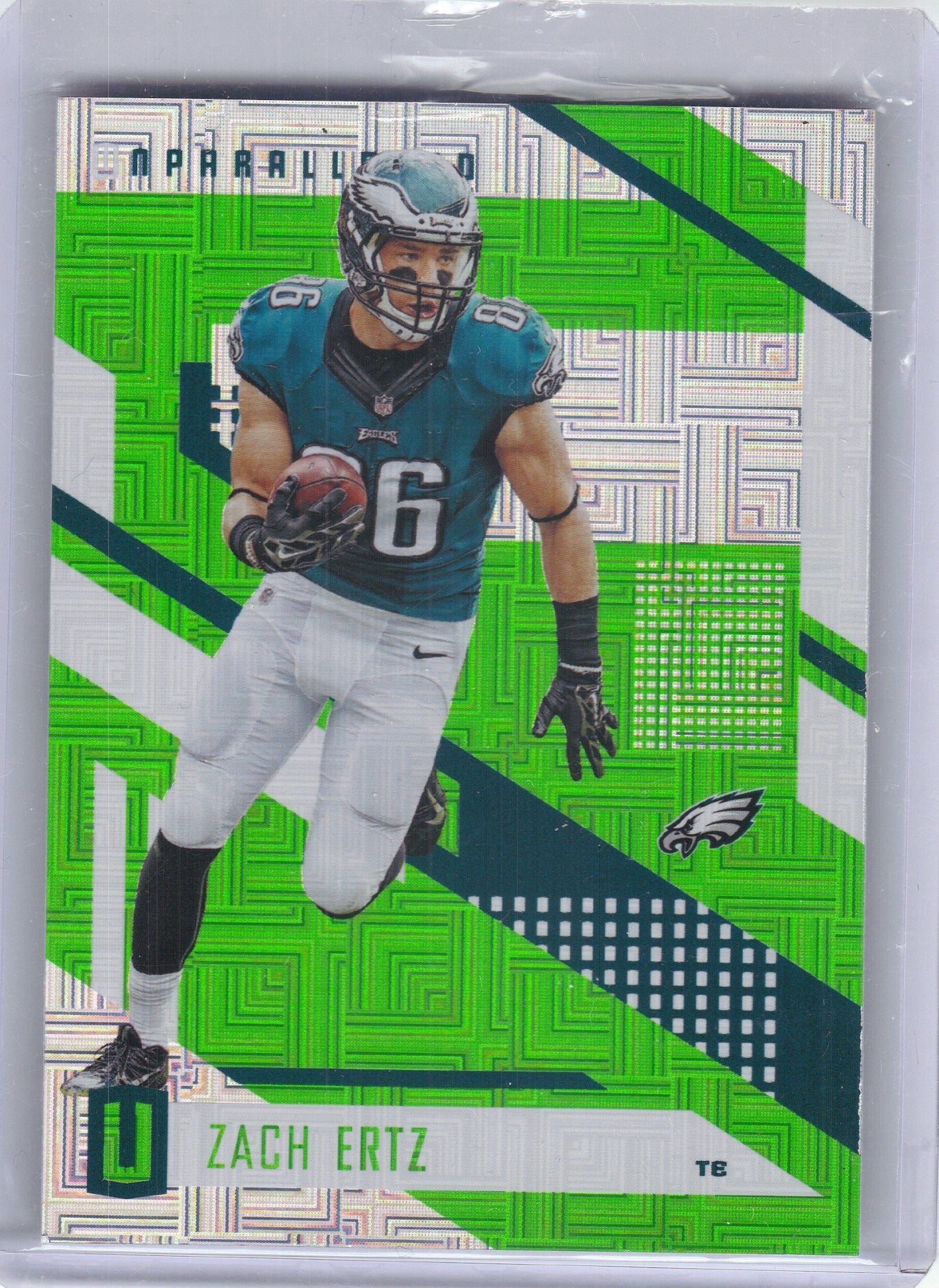 2017 Panini Unparalleled #117 Zach Ertz Lime Green Philadelphia Eagles