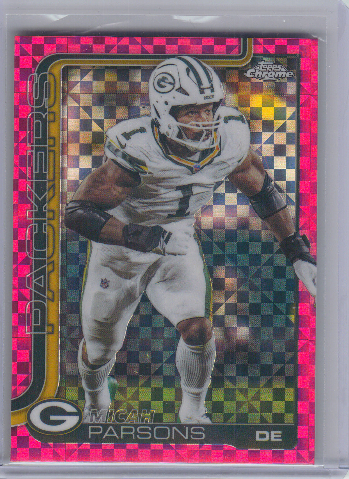 2025 Topps Chrome #77 Micah Parsons Hot Pink X-Fractor Green Bay Packers