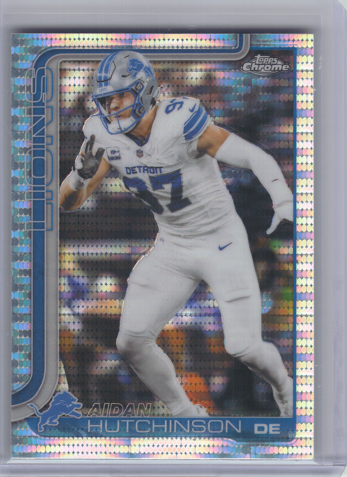 2025 Topps Chrome #104 Aidan Hutchinson Pulsar Refractor Detroit Lions