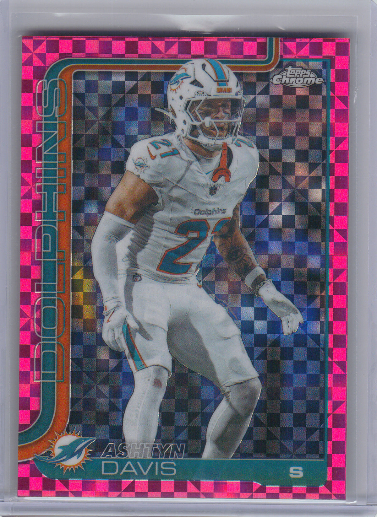 2025 Topps Chrome #194 Ashtyn Davis Hot Pink X-Fractor Miami Dolphins