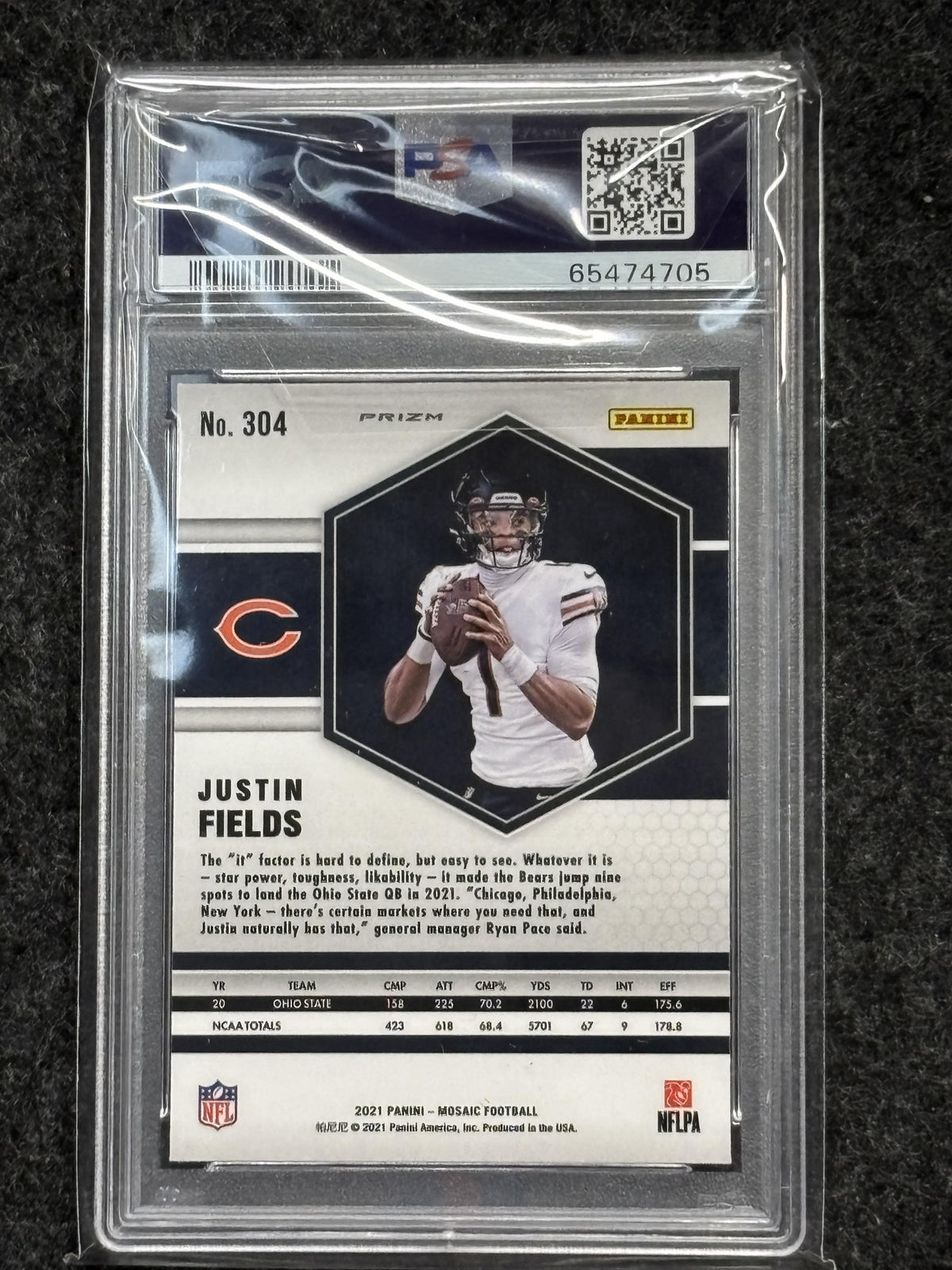 2021 Panini Mosaic #304 Justin Fields Reactive Orange PSA 10 Chicago Bears RC