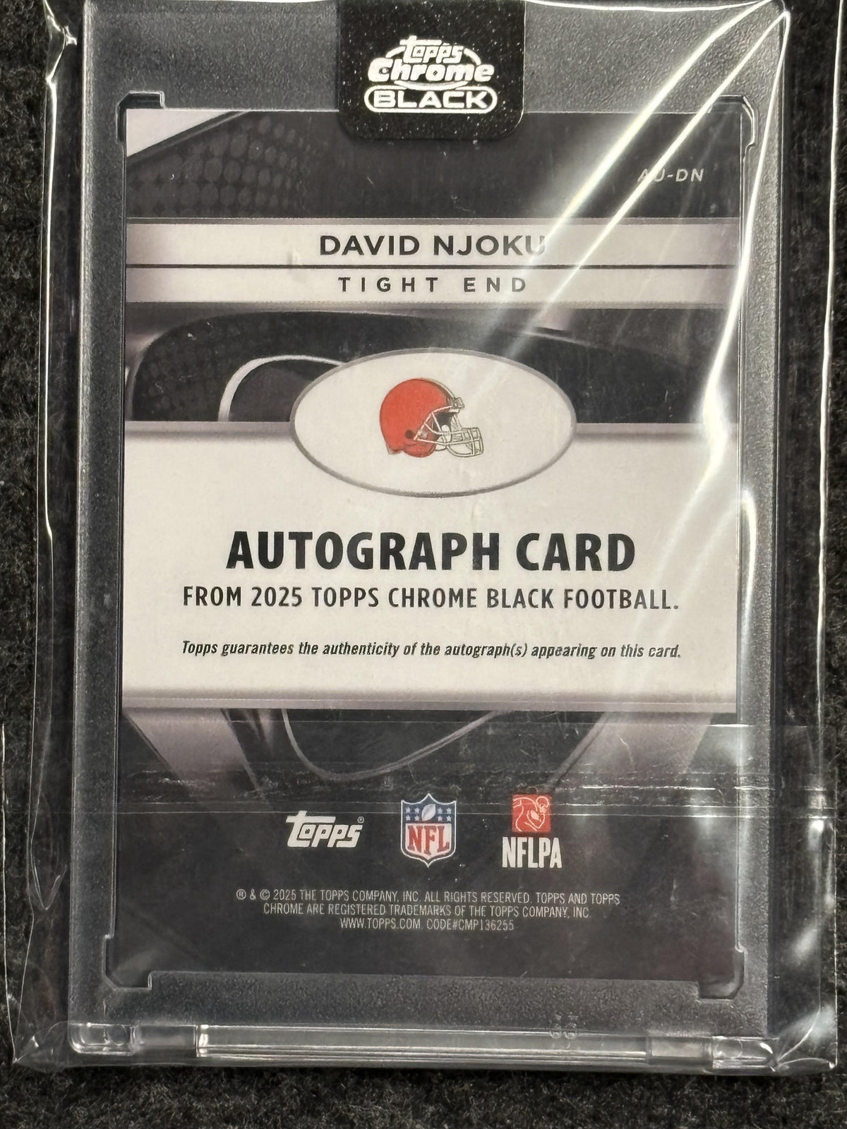 2025 Topps Chrome Black #AU-DN David Njoku Autographs Blue Refractor #/150 Cleveland Browns SN, AU