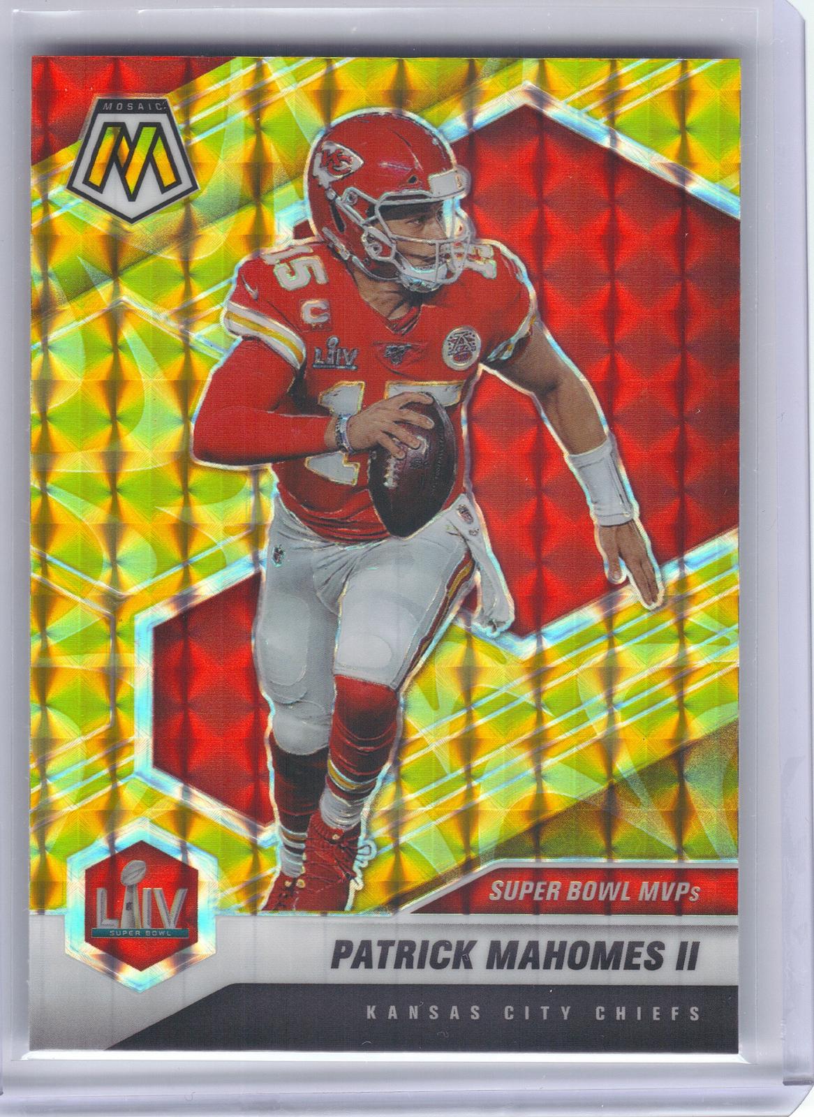 2021 Panini Mosaic #288 Patrick Mahomes II Prizm Reactive Yellow Kansas City Chiefs