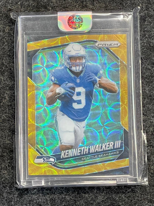 2025 Panini Prizm #272 Kenneth Walker III Choice Gold #/10 Seattle Seahawks SN